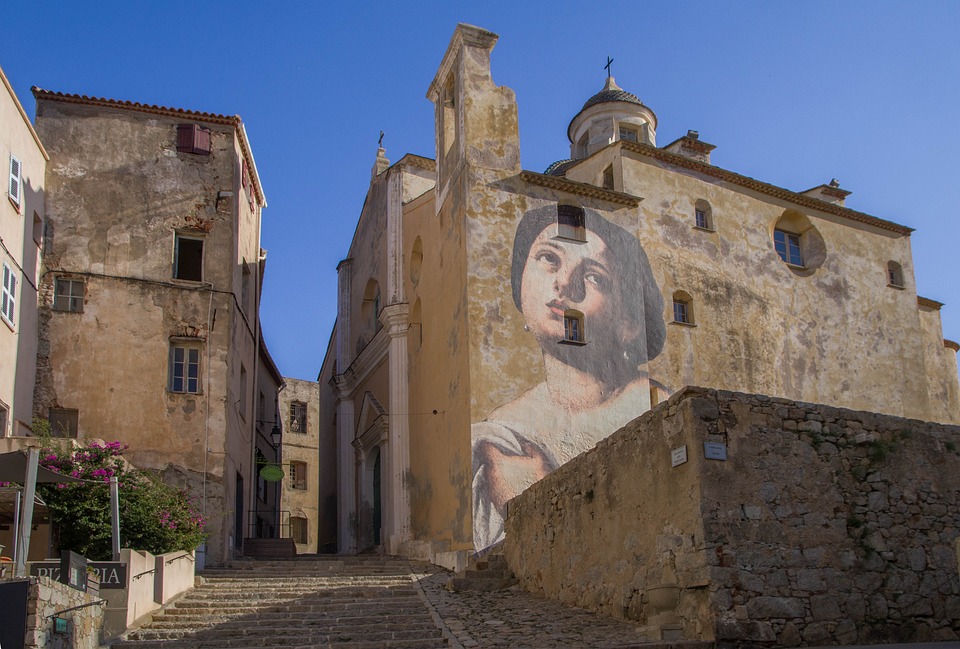 Déménager en Corse